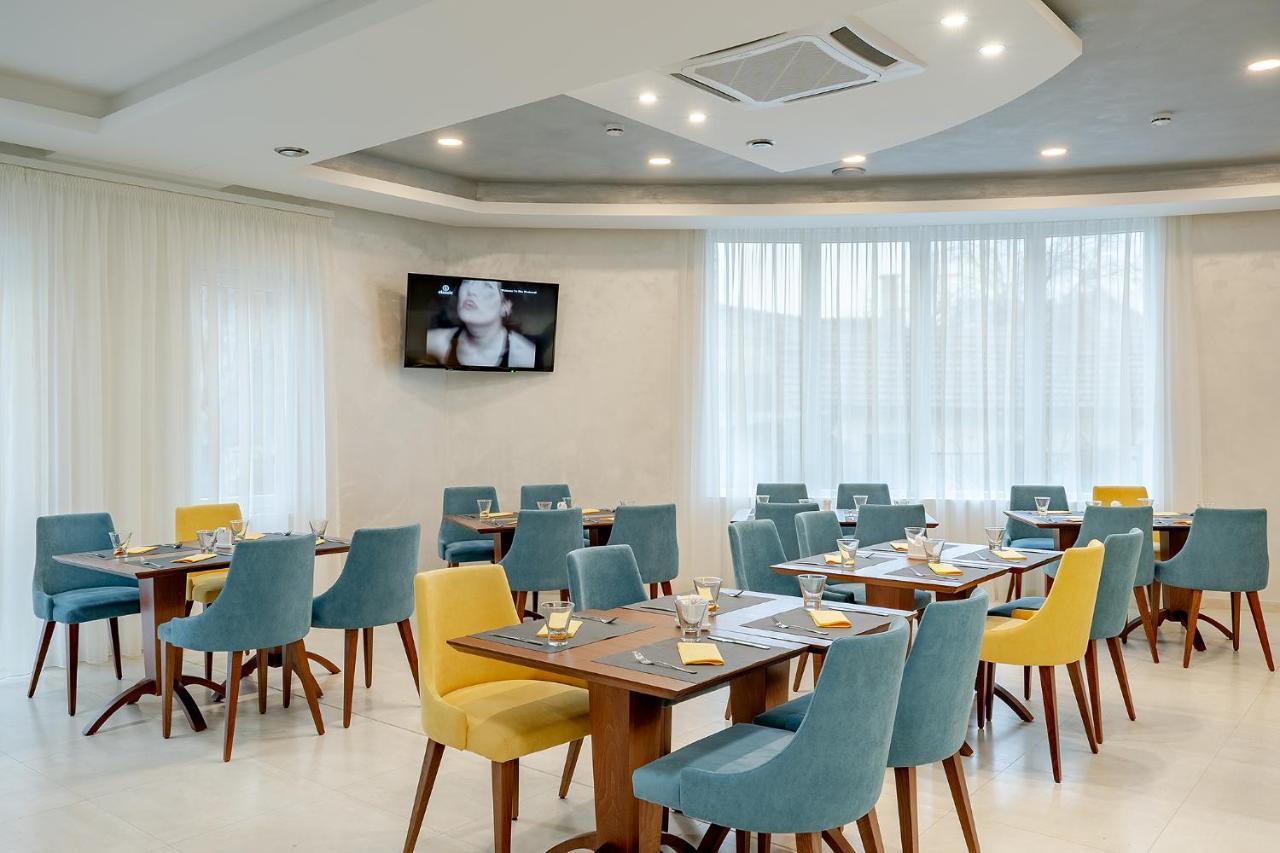 Rubicon Garni Hotel Kragujevac Extérieur photo